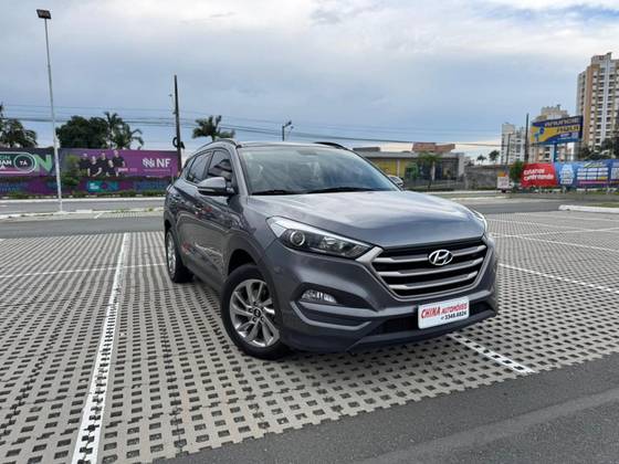 HYUNDAI TUCSON 1.6 16V T-GDI GASOLINA GLS ECOSHIFT HYUNDAI TUCSON 1.6 16V T-GDI GASOLINA GLS ECOSHIFT